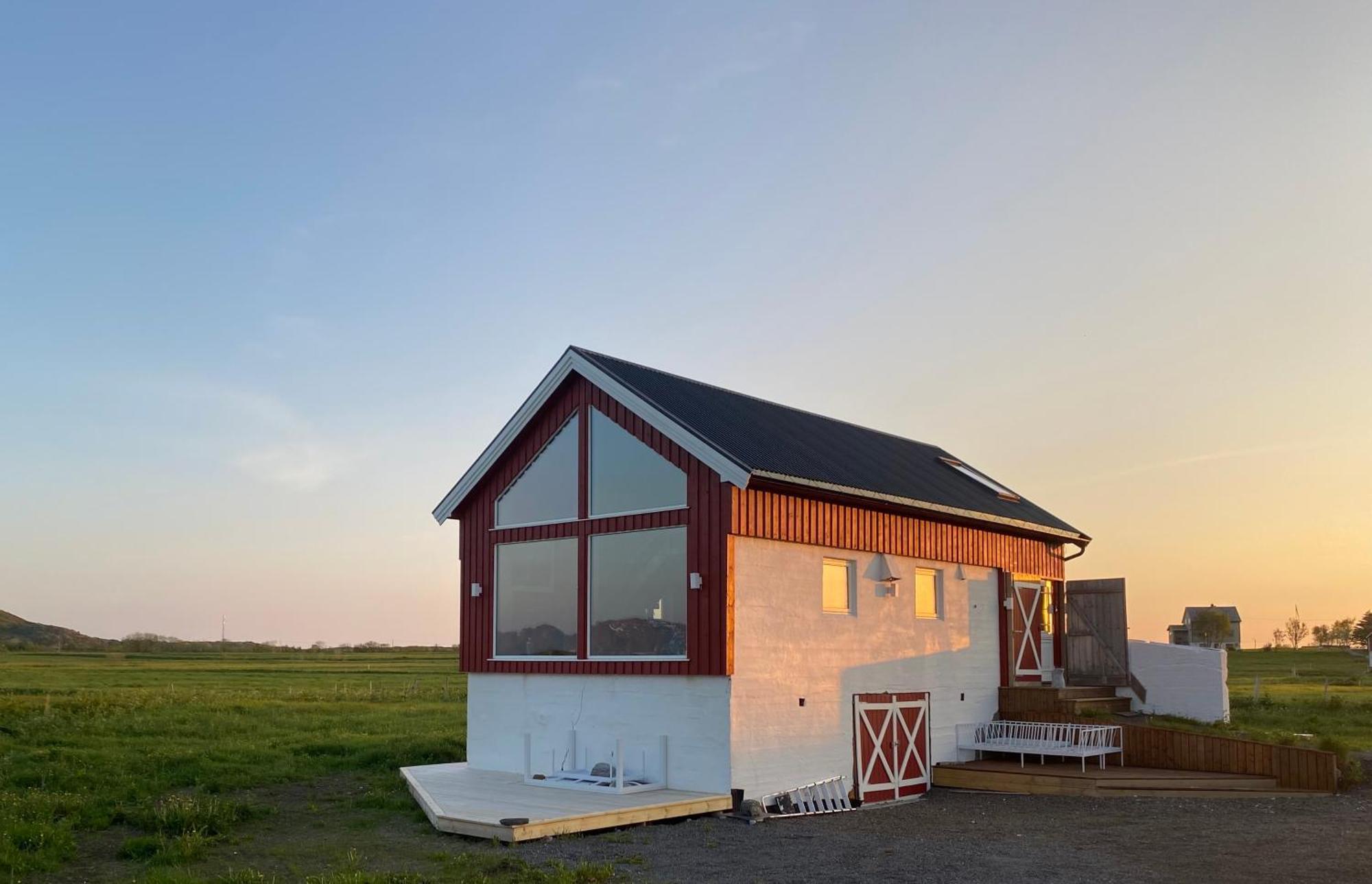 Unique Barnhouse In Amazing Gimsoy In Lofoten Saupstad  Exterior photo
